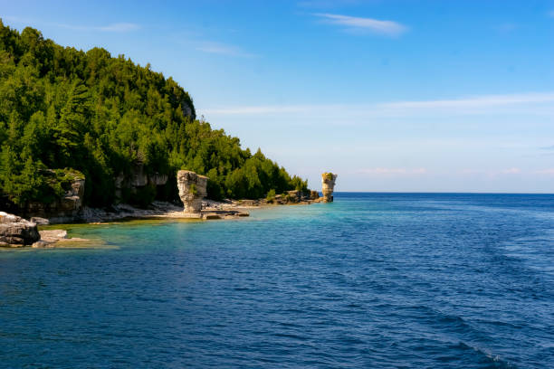 istock Flowerpot Island 1438202958