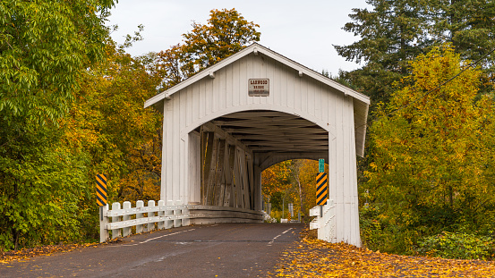 covered bridge in vermont