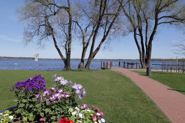 istock Sunny spring day in Bad Zwischenahn 1438308220