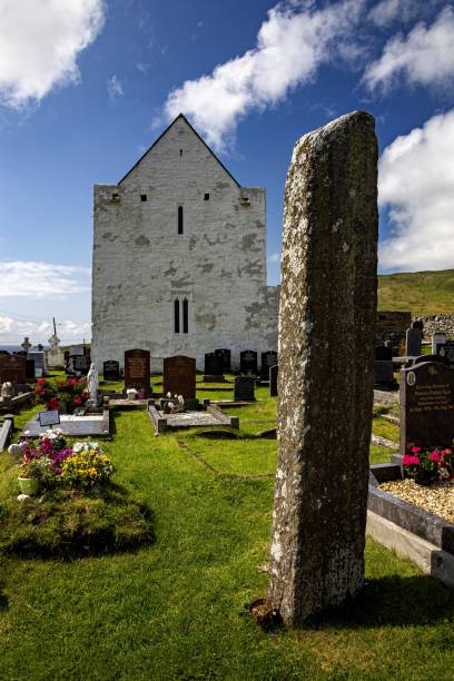 abbaye de clare island - county mayo ireland photos et images de collection
