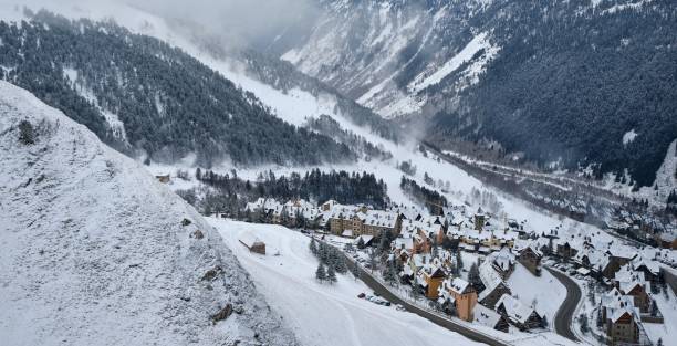 istock Baqueira on a gelid morning 1438365576