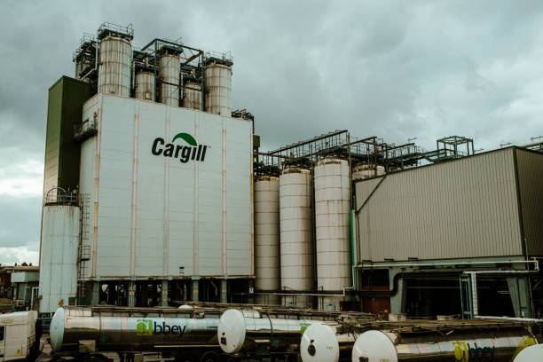 cargill manufacturing plant trafford park manchester - cargill, incorporated imagens e fotografias de stock