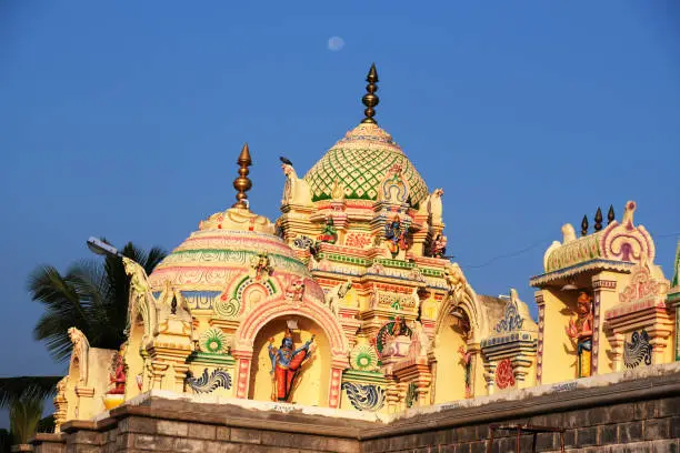 Photo of Chikka Tirupati Temple, Hindu temple dedicated to Venkateshwaraswamy, the Hindu god Vishnu, located in Kolar, Karnataka, India.