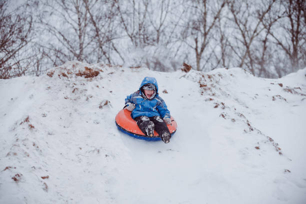 istock Winter activity outdoor, winter vacation 1438606668