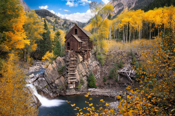 istock Crystal mill in Colorado fall foliage 1438608411