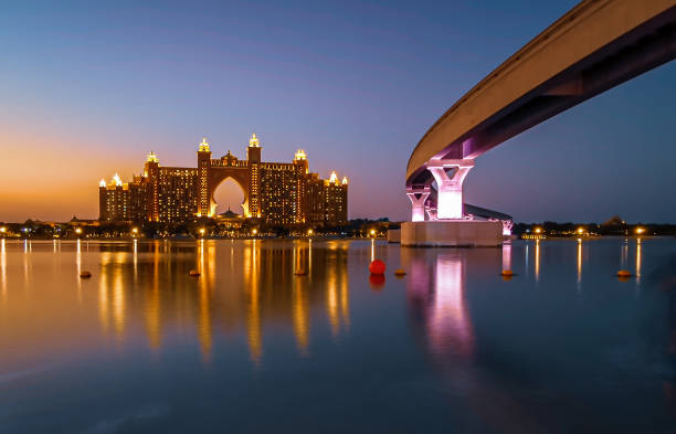 View of Atlantis the Palm Hotel from The Pointe by Nakheel during Sunset Duba, United Arab Emirates – December 02, 2019: View of Atlantis the Palm Hotel from The Pointe by Nakheel during Sunset in Dubai, UAE. atlantis the palm stock pictures, royalty-free photos & images