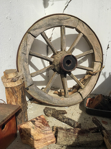 Wooden wheel for a cart or hay cart