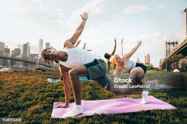Yoga Outdoor Class In New York Stock Photo - Download Image Now - Yoga, Outdoors, Yoga Class