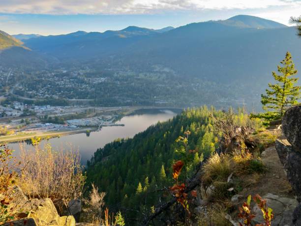 istock The Spectacular Kootenay Lake 1438753978