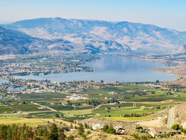 istock Osoyoos Lake and Town 1438759337
