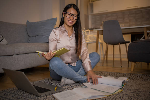 istock Woman working from home 1438769194