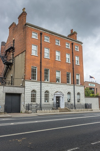 Dubli, Ireland – July 09, 2022: A view of an old building in the center of Dublin, Ireland