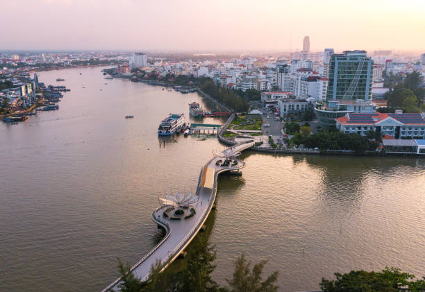 istock Panoramic view of Ninh Kieu wharf seen from Ninh Kieu pedestrian bridge 1438880760