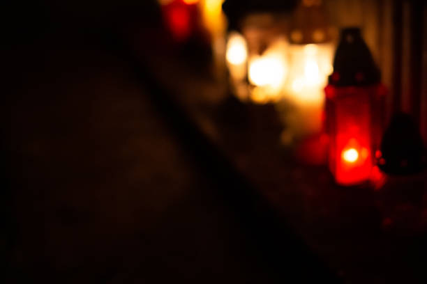 blurred candlelight during all saint's day background - 7585 imagens e fotografias de stock