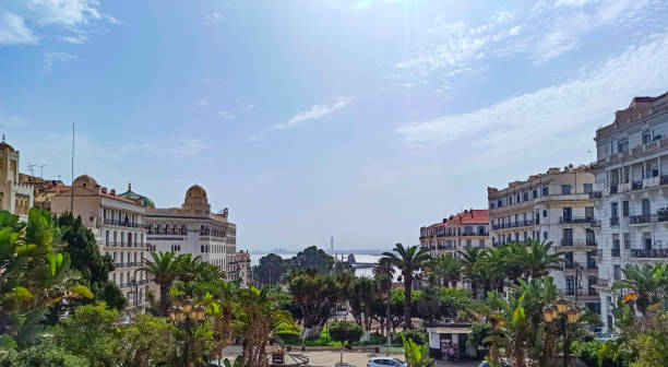 istock Tour the streets of Algiers 1438997213