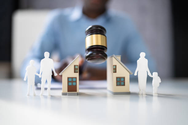 istock Divorce Lawyer Or Attorney 1439125294