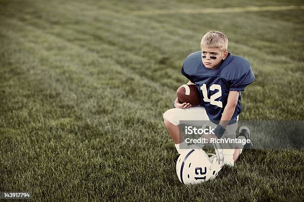 Fußballporträt Stockfoto und mehr Bilder von Kind - Kind, Amerikanischer Football, Football-Spieler