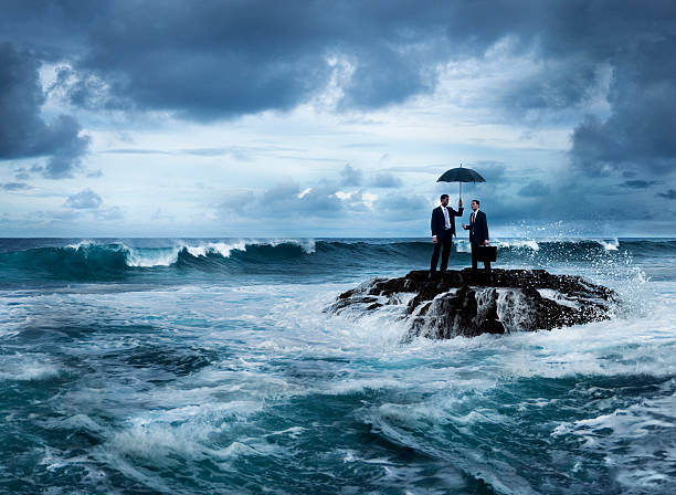 business disperazione - storm sea business uncertainty foto e immagini stock