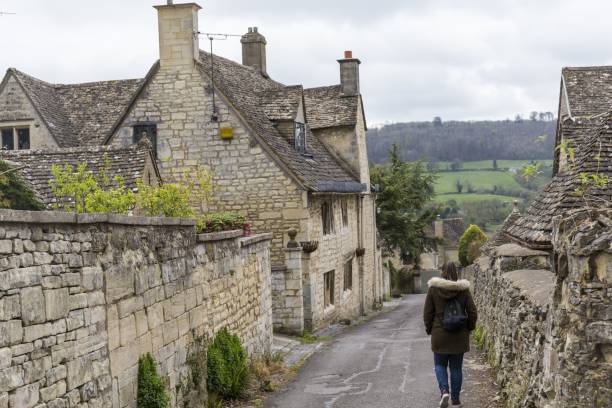 istock english village 1439184038
