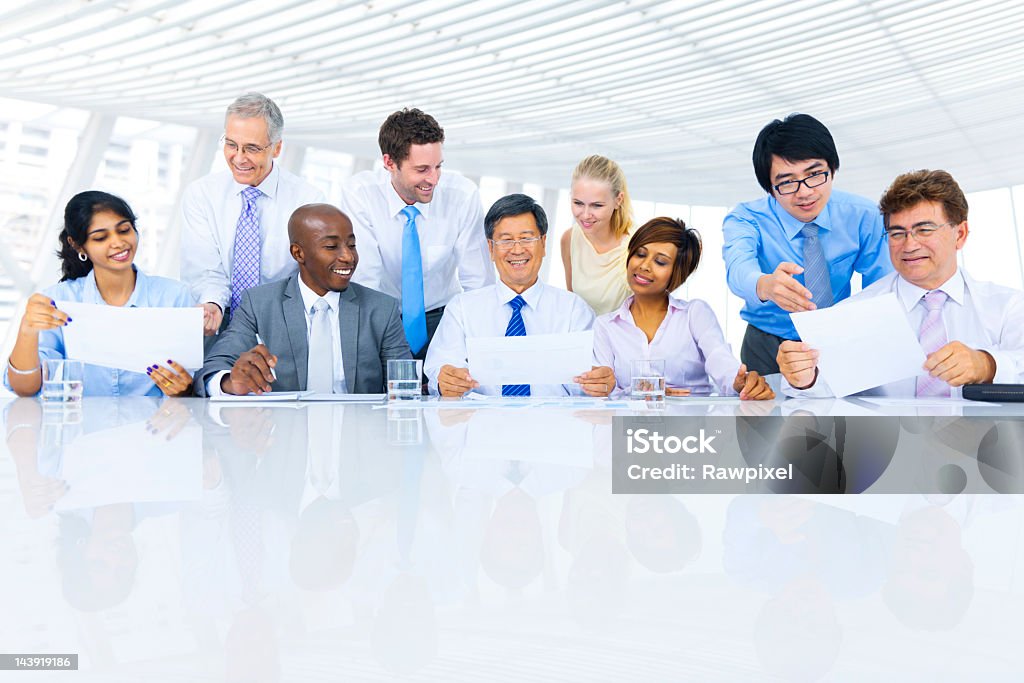 Multi-ethnischen Kollegen in einem meeting - Lizenzfrei Afrikanischer Abstammung Stock-Foto