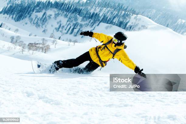 Estância De Esqui Na Índia - Fotografias de stock e mais imagens de Snowboard - Snowboard, Esqui - Esqui e snowboard, Perceção Sensorial