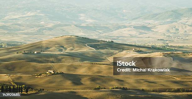 Photo libre de droit de Tuscany banque d'images et plus d'images libres de droit de Agriculture - Agriculture, Automne, Champ