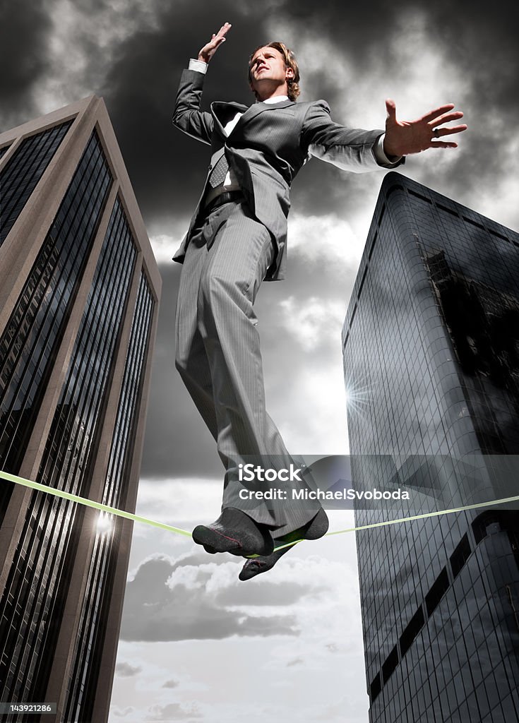 Equilibrio de negocios - Foto de stock de Sólo hombres libre de derechos