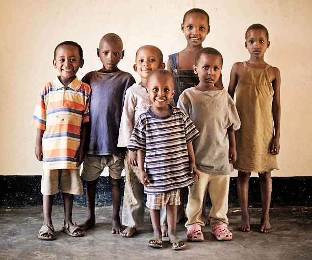 Group of African Orphan Children http://i152.photobucket.com/albums/s173/ranplett/africa.jpg orphan stock pictures, royalty-free photos & images