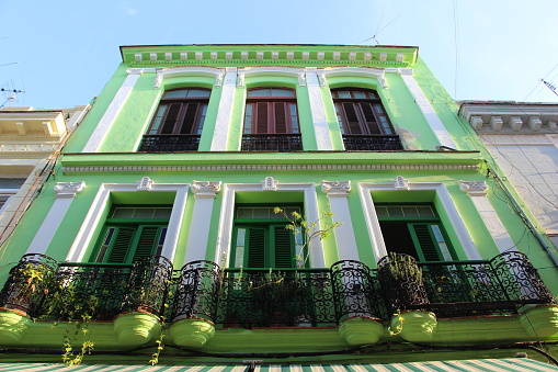 Cuba -La Havana- architecture coloniale colorée