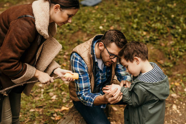 istock Nature cooking lession to a son 1439455910
