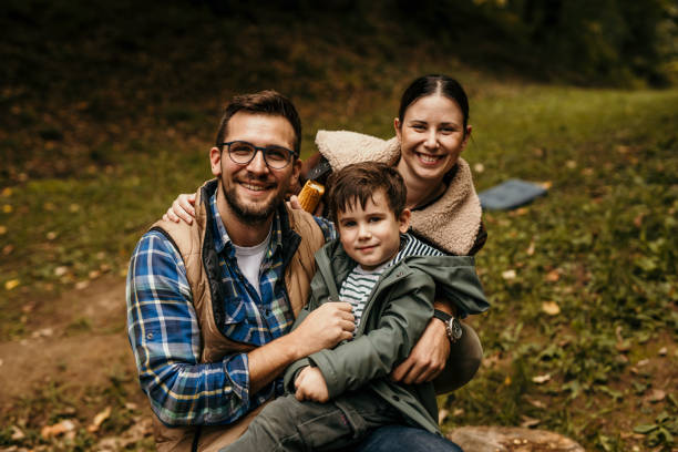 istock Family postcard it is 1439550451