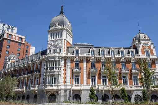 This red brick, domed Victorian building was designed by Manuel Martinez Angel in 1899. It served as the Madrid headquarters of the Belgian Royal Asturian Mining.