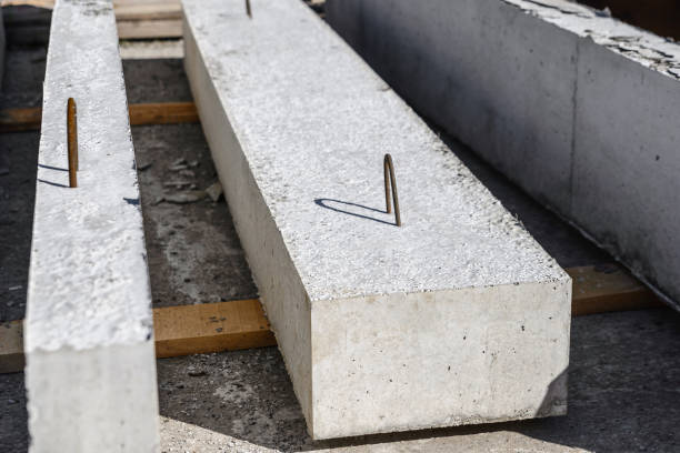 Reinforced concrete flat lintel for window and door openings. Reinforced concrete flat lintel for window and door openings reinforced concrete stock pictures, royalty-free photos & images