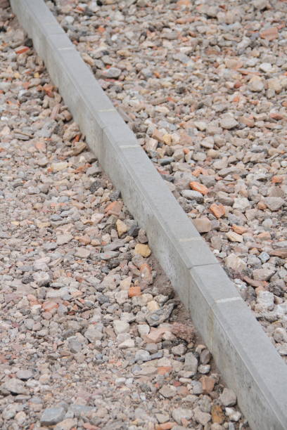 istock Put curbs in the garden 1439704841