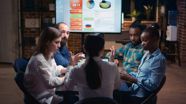 istock Company financial statistics presentation, business team meeting, data analytics 1439719931