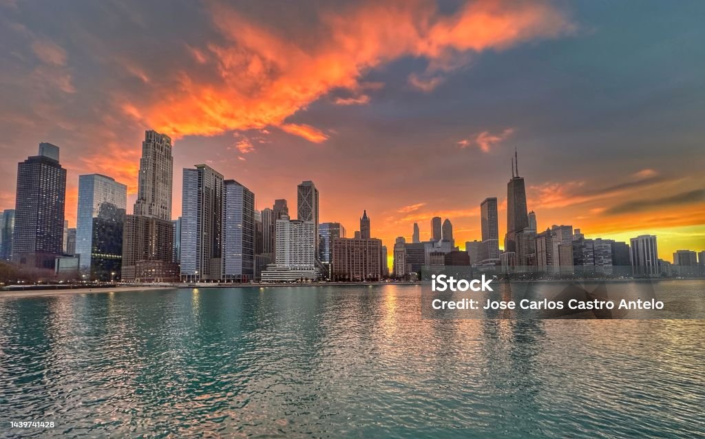 Chicago Skyline From Milton Lee Olive Park At Sunset Stock Photo - Download  Image Now - iStock