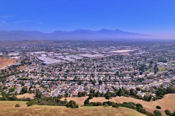 istock View of San Gabriel Mountains from Pomona, CA 1439778962