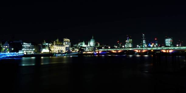 istock St. Paul's cathedral by night 1439818126
