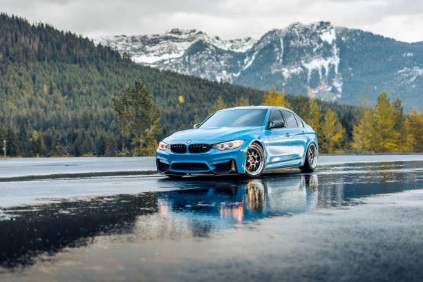 ブルーbmw m3 - m3 ストックフォトと画像