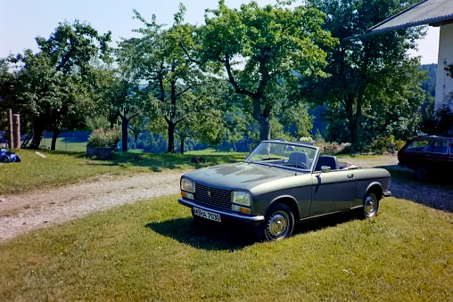 Bavaria, Germany – Mai1989. This 304 S Cabriolet, built in 1975, was a success for Peugeot and was noted for several advanced features under its “Pininfarina“ styled exterior. The images were scanned from the 1989's original negative.