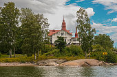 restaurant-saaristo-auf-der-insel-klippan-helsinki-finnland.jpg?b=1&s=170x170&k=20&c=aZfm-YQbXIVYp6DJRXcwoOihvieqNCBzurIZ3jNQgmQ=