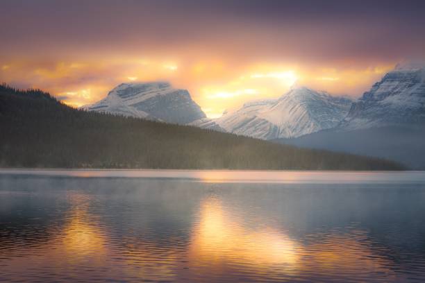 istock Sunrise Glow Over Mountains At Bow Lake 1439863754