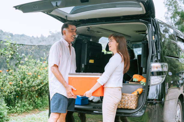 istock Asian father and daughter  preparation for journey in summertime 1439982131