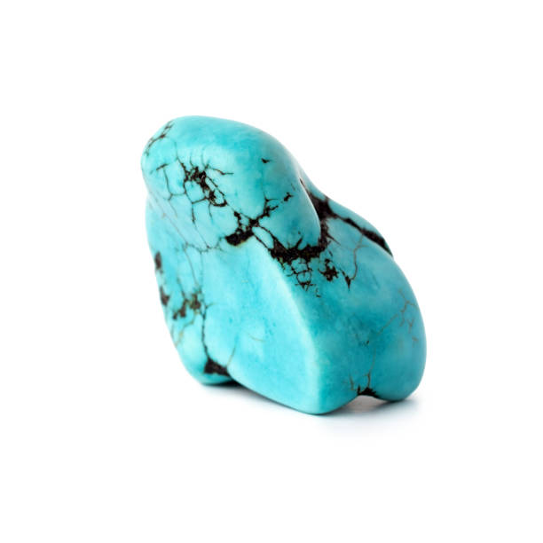 Pierre minérale naturelle semi-précieuse pierre précieuse bleue turkvenit. Isolé sur fond blanc. Géologie