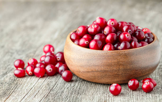istock cranberries in a wooden plate 1440081280