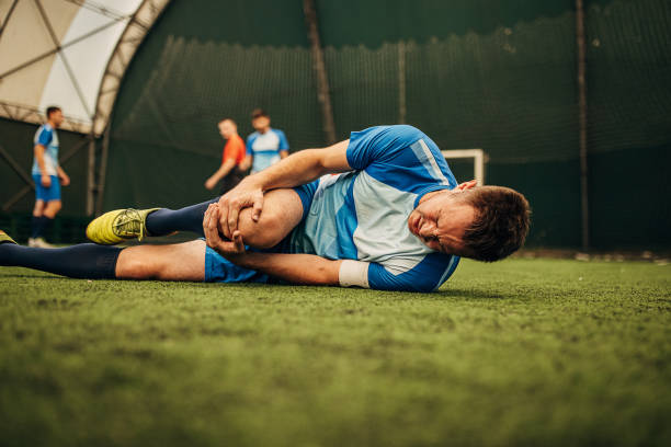 istock Soccer player got injured 1440100193