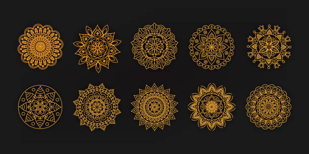 illustrations, cliparts, dessins animés et icônes de ensemble de 10 mandalas d’or. collection décorative de forme ronde de fleurs décoratives asiatiques, arabes et coréennes. motif dans le cercle d’ornement - mandala
