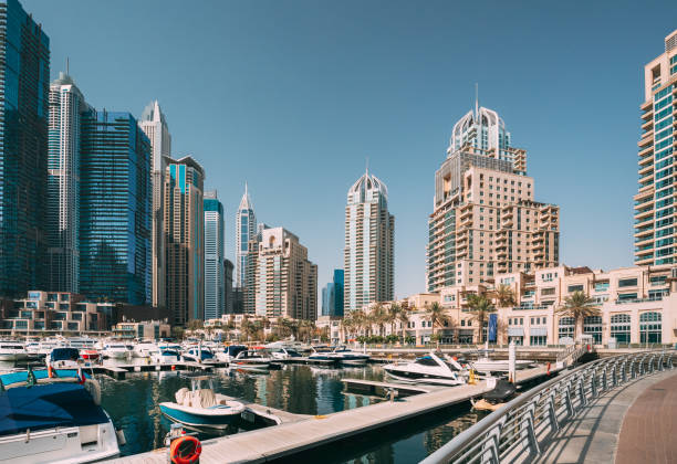 dubai marina port, uae, united arab emirates - famous place dubai marina editorial united arab emirates imagens e fotografias de stock