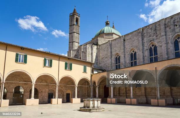 Major Cloister Of St Francis In Ascoli Piceno Marche Italy Stock Photo - Download Image Now