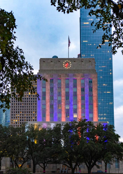 Houston City Hall City Hall Building in downtown Houston, Texas. It was built in 1939 in the stripped classical style and houses the city's municipal government. 
Houston, Texas, USA
11/04/2022 robert michaud stock pictures, royalty-free photos & images